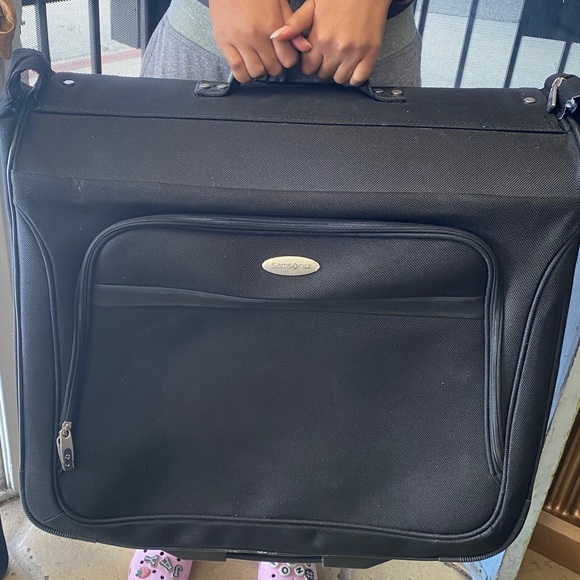 Handbags - Garment Bag !